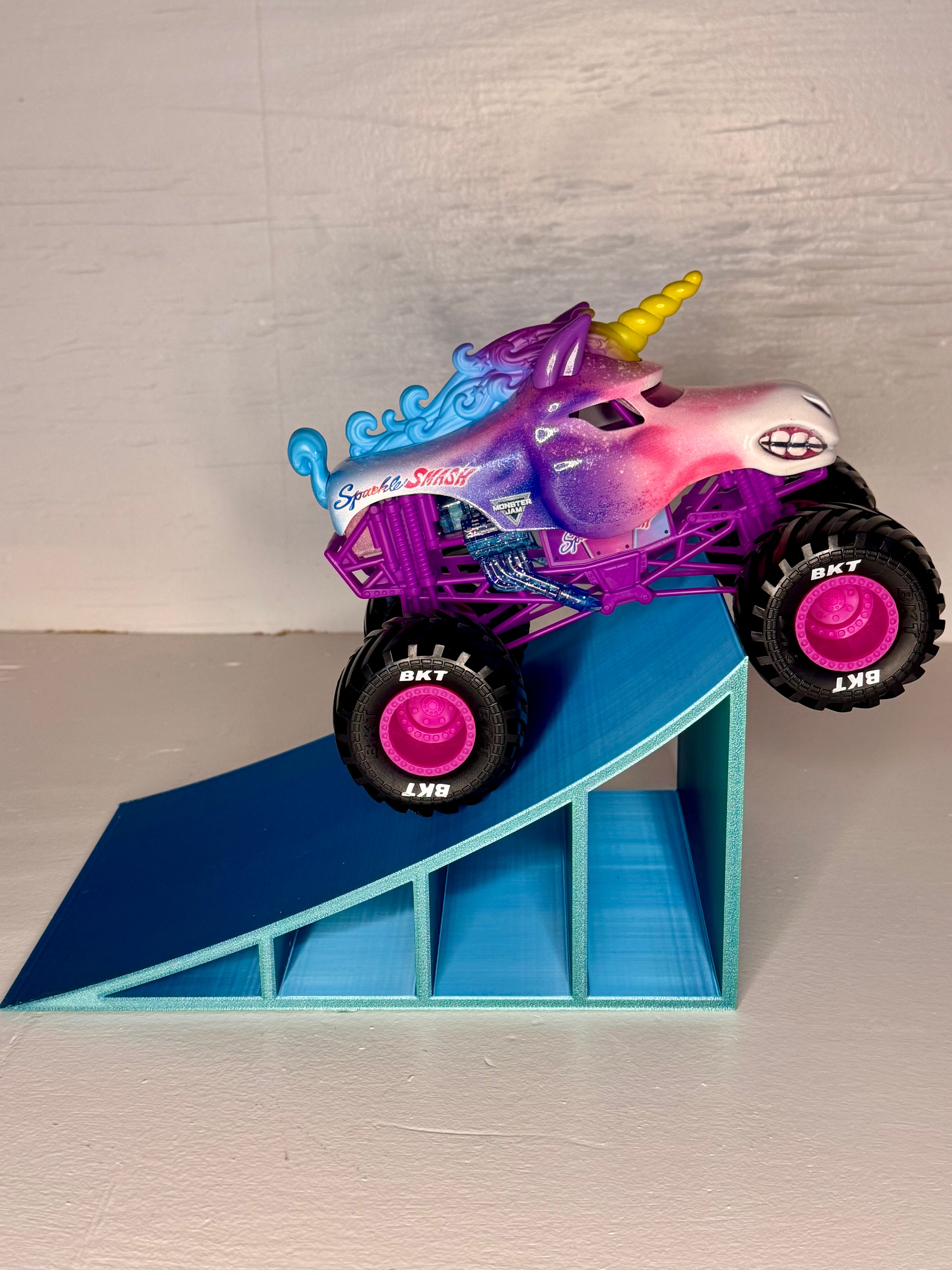 Large Standard Monster Truck Ramp